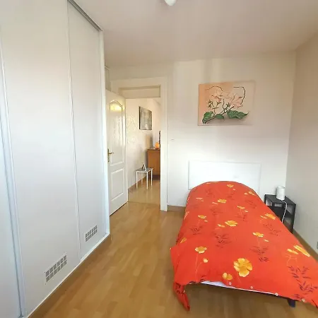 Spacieux T3 A Entre Et Avec Balcon Et Wi-fi ! - Fr-1-555-62 엑스레뱅