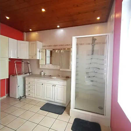 Spacieux T3 A Entre Et Avec Balcon Et Wi-fi ! - Fr-1-555-62